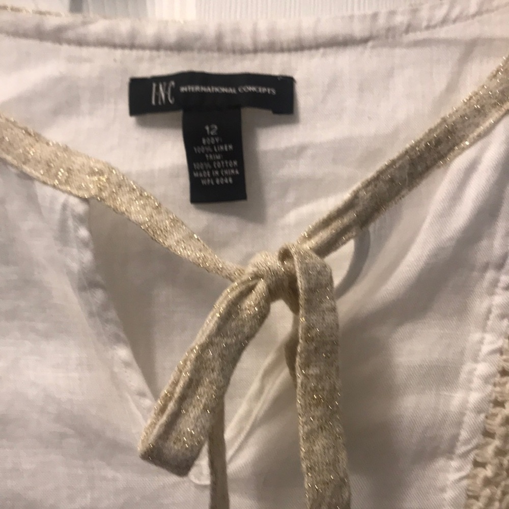 Unique top! - Picture 4 of 4